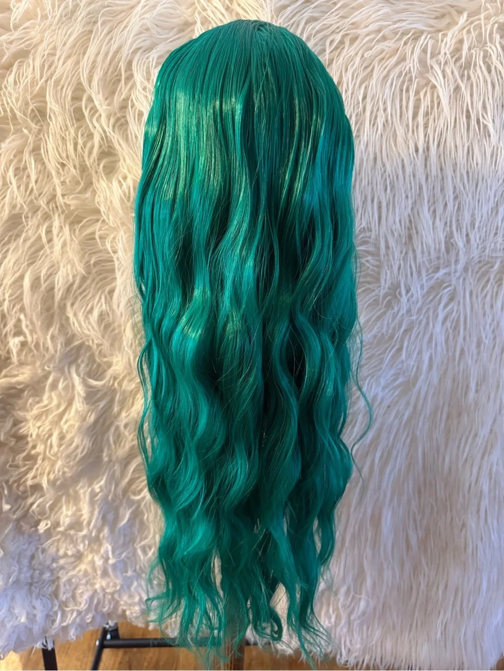 Synthetic Long Green Wave Wig
